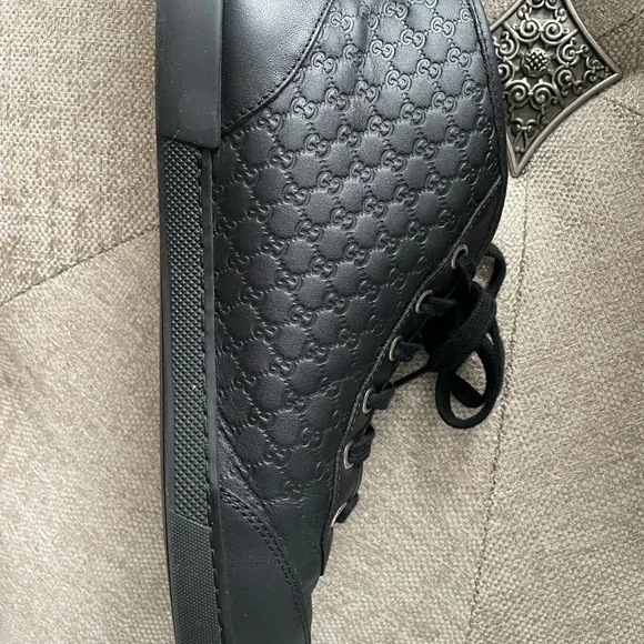 GUCCI Authentic Black Leather High Top Women’s Sneakers with box - Picture 9 of 15